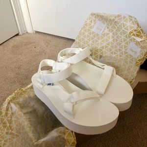 White Flatform Tevas